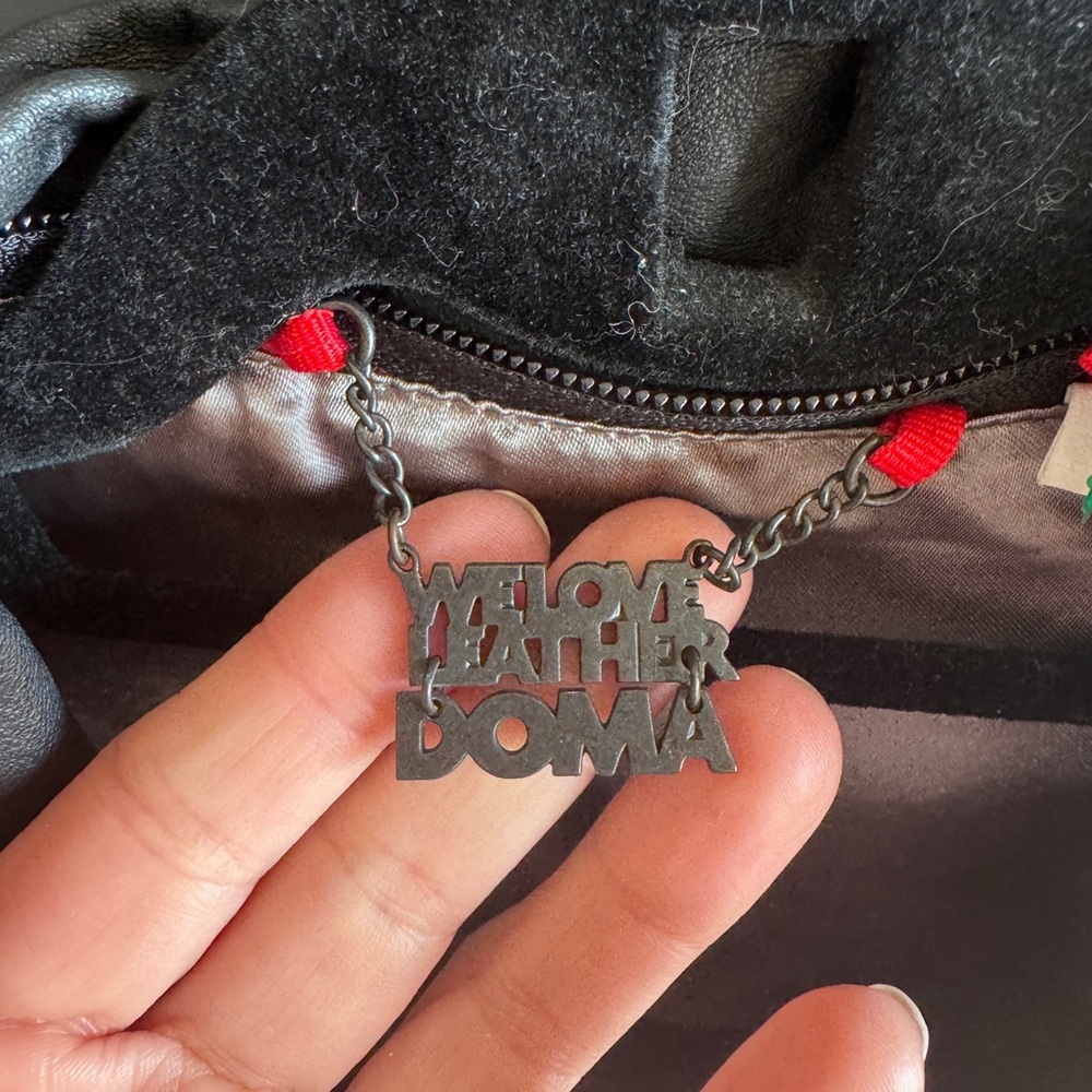 Doma Black Leather Jacket - image 6